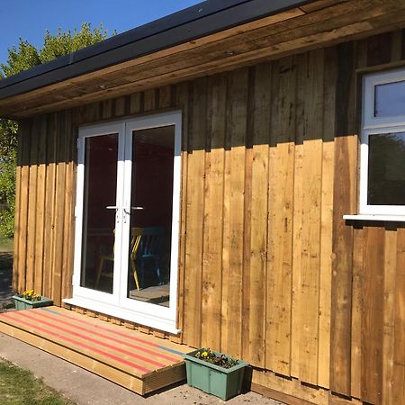 Woodpecker Glamping Cabin Bodmin Eksteriør bilde
